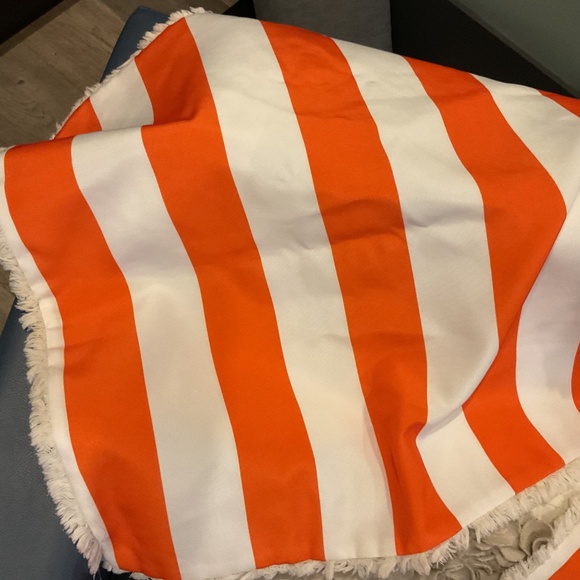 Vintage outdoor material cushion covers - Picture 3 of 6